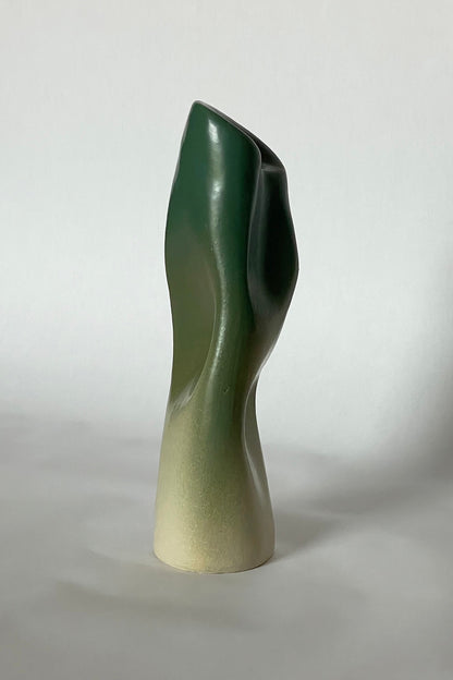 Ombre Vessel 4