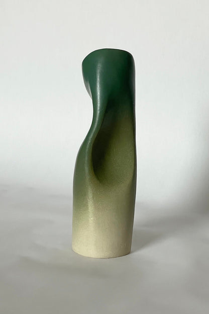 Ombre Vessel 4